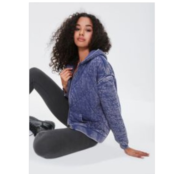 Forever 21 Premium Label Quilted Zip-Up Hoodie size L - NWT - Picture 1 of 17